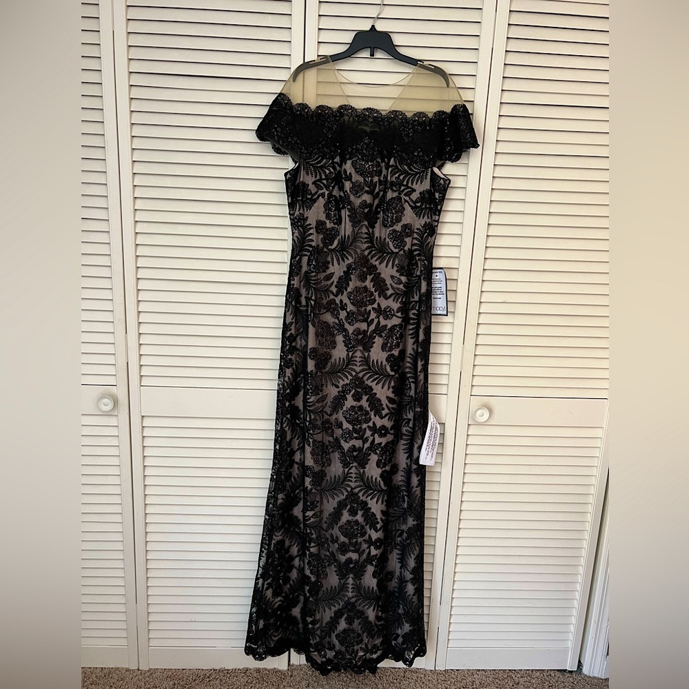 NWT Tadishi Shoji Evening Gown